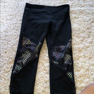 Fabletics crop leggings